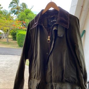 Men’s Barbour Jacket - Classic Beaufort Size L